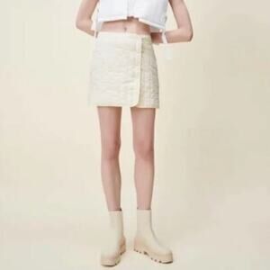 ZARA Cream Quilted Snap Front Nylon Quilted Mini Skirt • Gorpcore • Size S 🔴